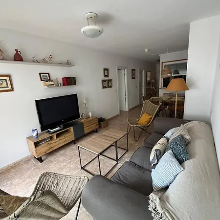 Apto Con Piscina. No Uses Coche Vacaciones. * Calpe