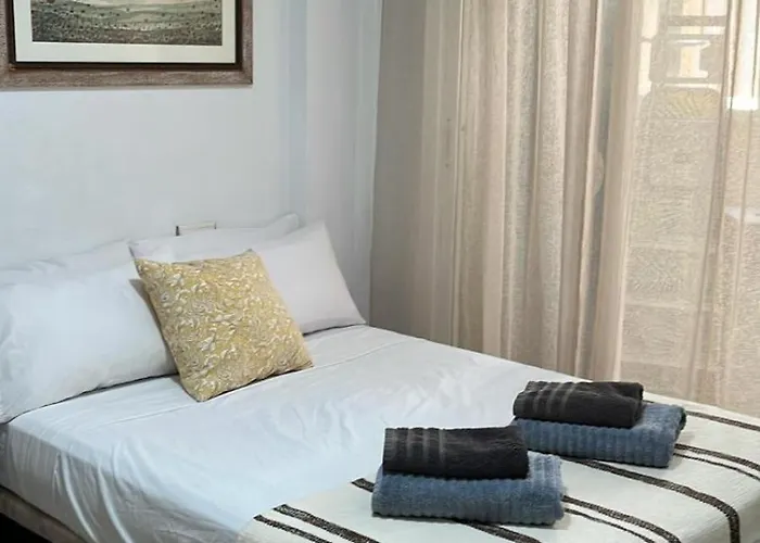 Apto Con Piscina. No Uses Coche Vacaciones. *